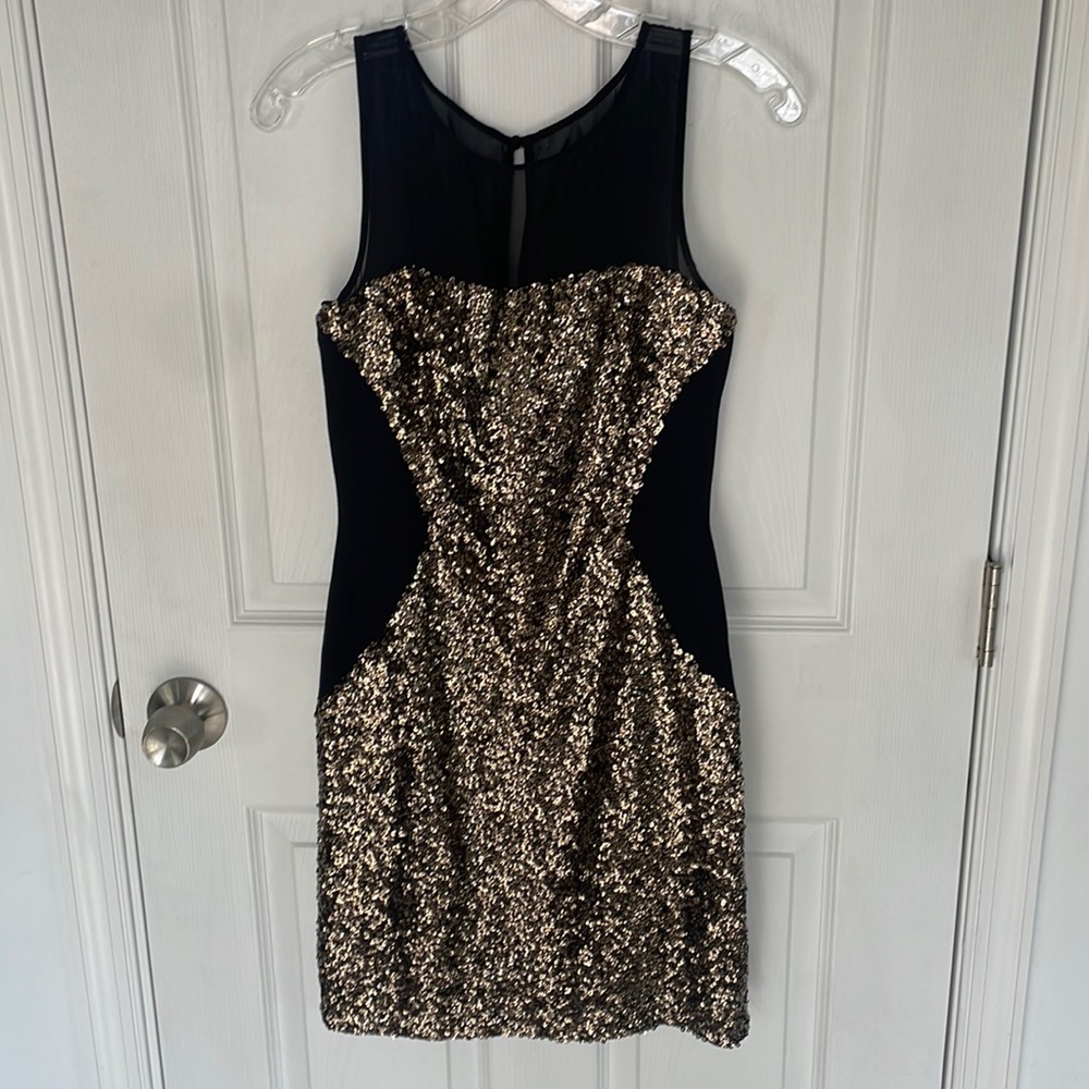 Aidan Aidan black and gold sequin dress size 4.